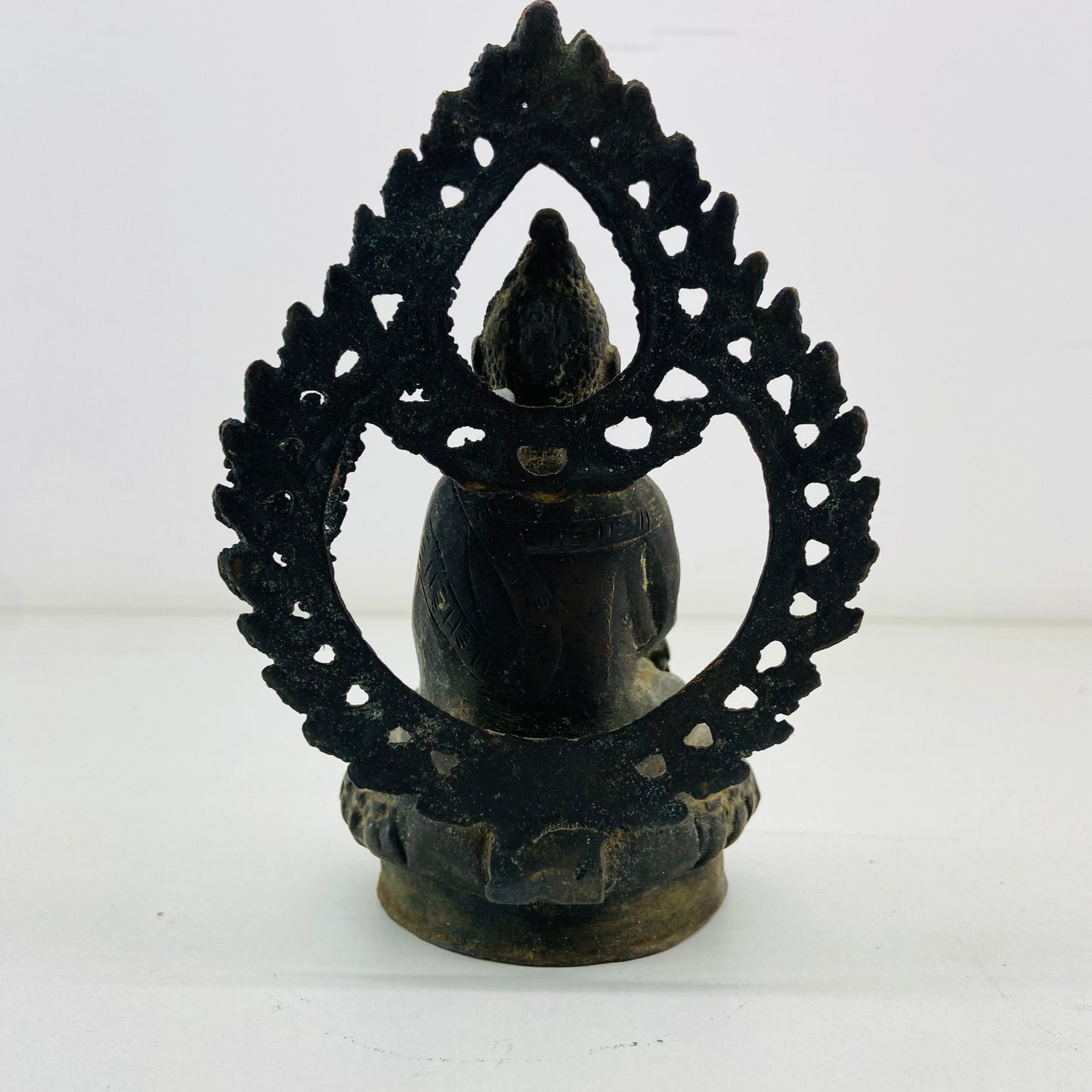 ANTIQUE BUDDHA BRONZE SCULPTURE